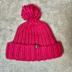 Oversized pink knit touque beanie